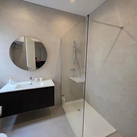 Stunning Seafront 3-bdr With Huge Terrace & Bay Views アパート